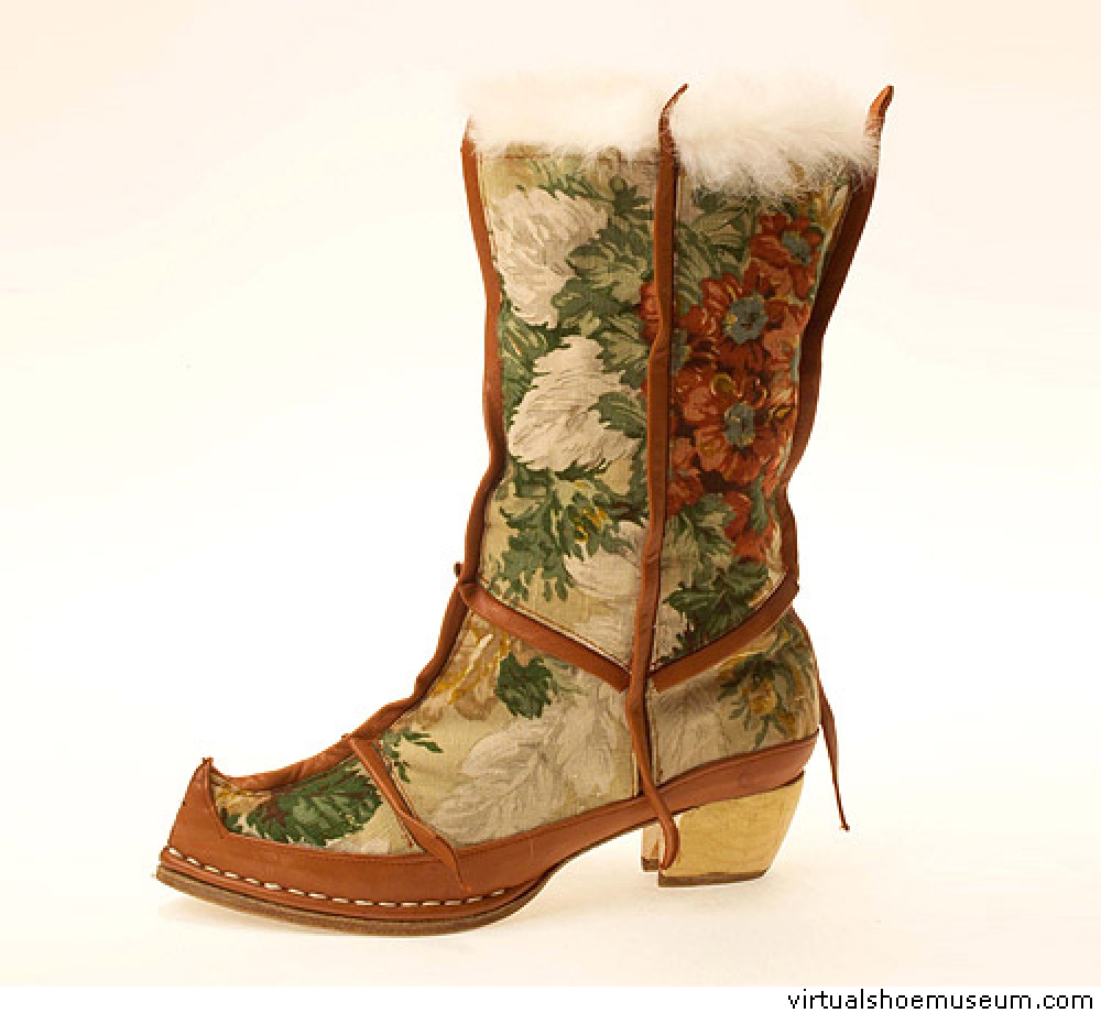 Mongolian boot © Roswitha van Rijn